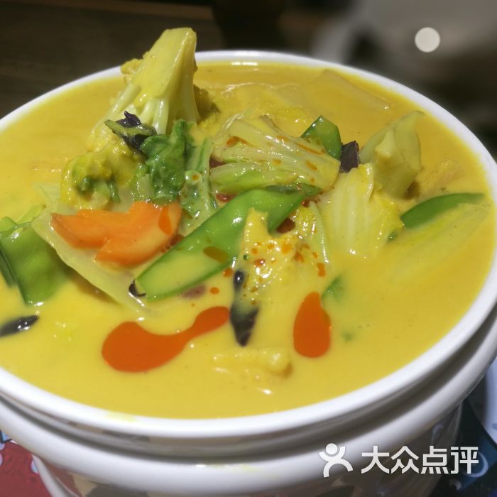 曼联公布财报:总收入将减少6700万镑 负债暴涨1.4亿|英亚官方网站(图2) 英亚官网首页